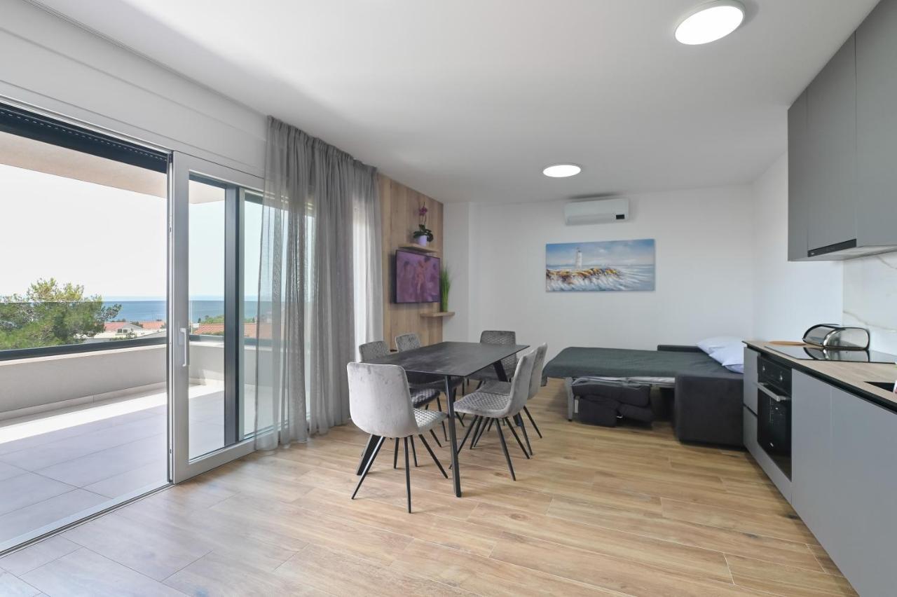 The Eagle Apartment Novalja Exterior photo